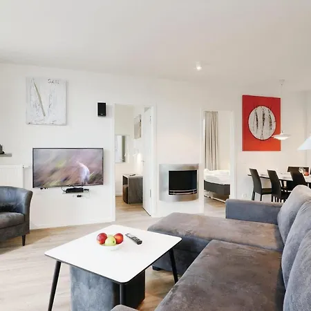3 Bedroom Stunning In Travemuende Apartment Lubeck